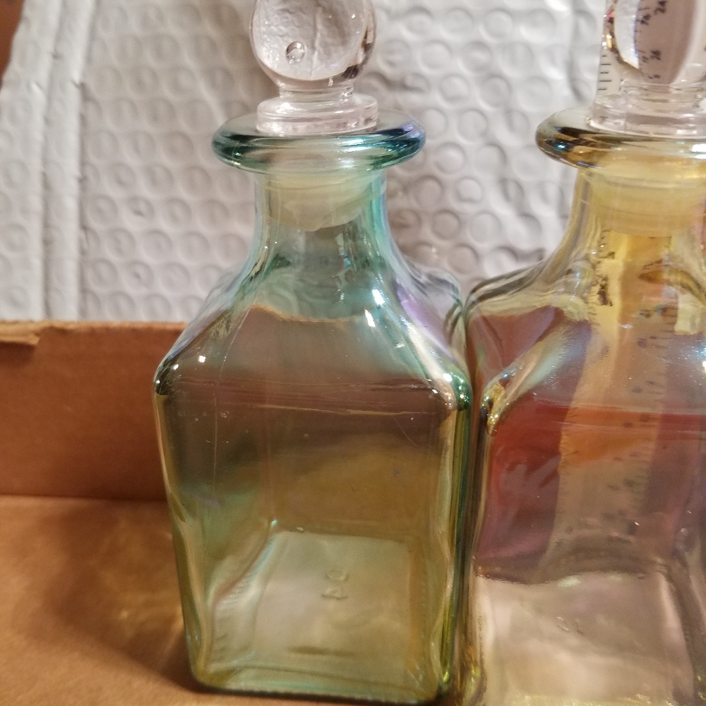 Beautiful colorful glass bottles with lids
3 bott - Picture 4 of 11